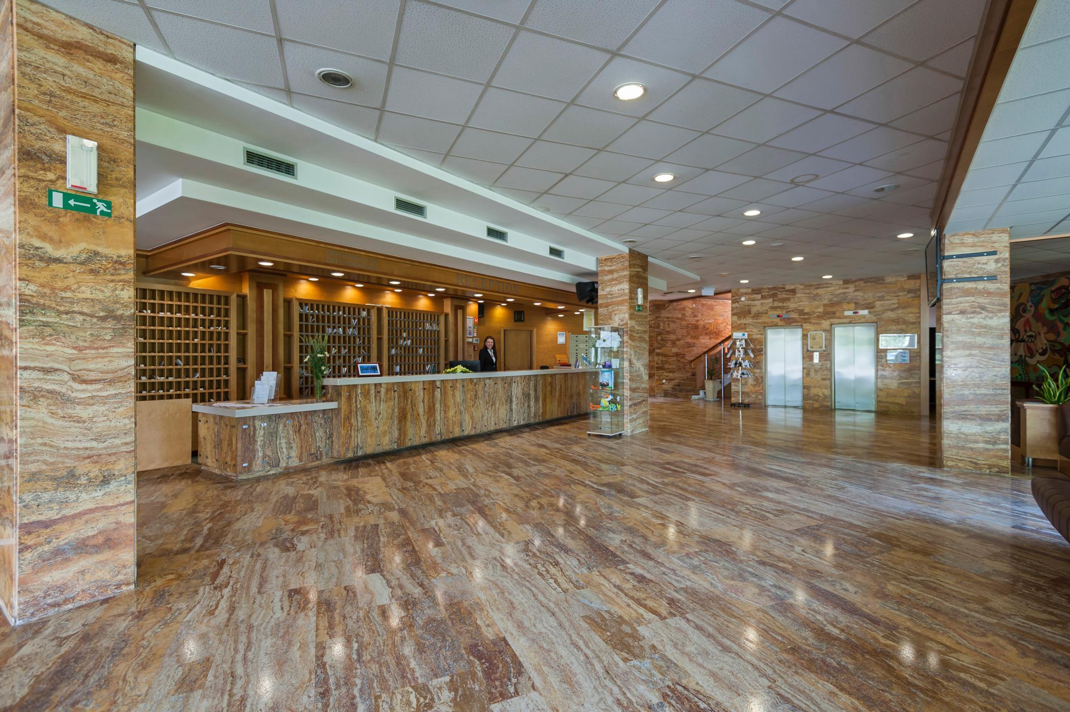 特马尔酒店 - 温泉3000 - 萨瓦酒店及度假村 摩拉瓦托普利采 外观 照片